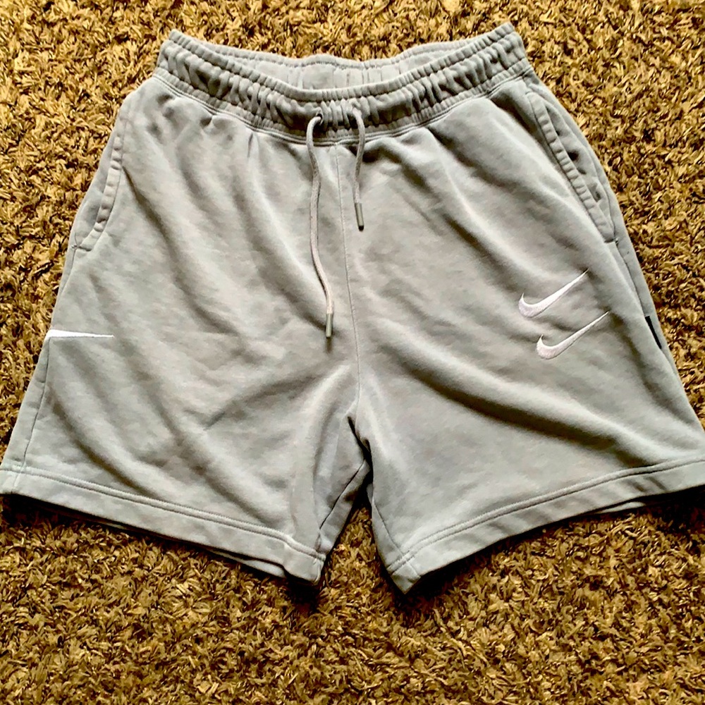 Grey dry-fit Nike shorts